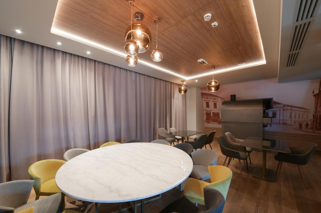 Hotel Royal Putnik Vranje Esterno foto